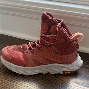 Hoka One One Women's Anacapa Mid GTX Gore -Tex Waterproof size 8B Hiking boots